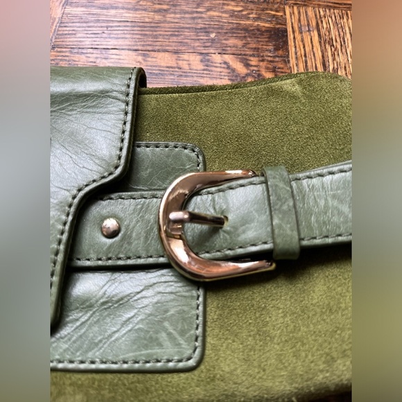 Banana Republic Green Cow Leather Clutch - Picture 4 of 14